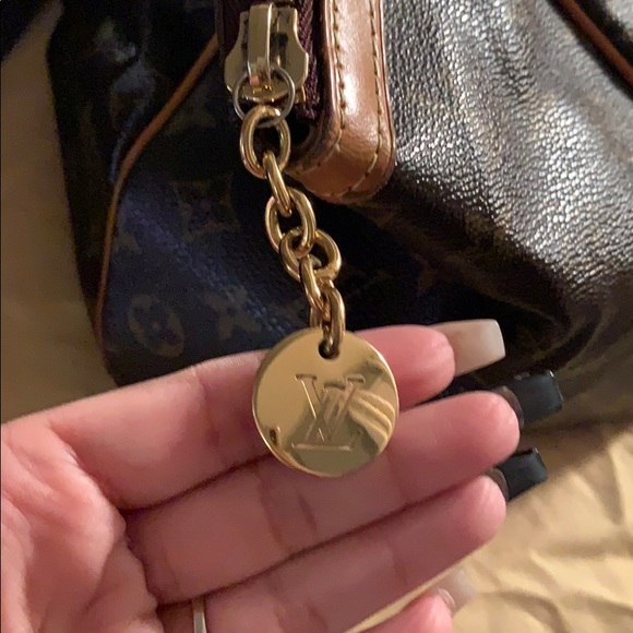 100% Authentic Louis Vuitton Tivoli - Picture 5 of 8